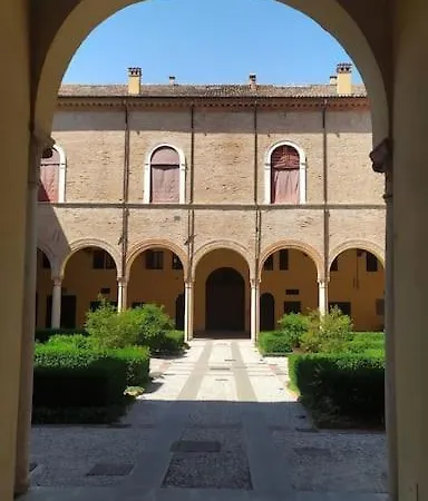 Mansarda In Fiabesco Palazzo Rinascimentale * フェラーラ